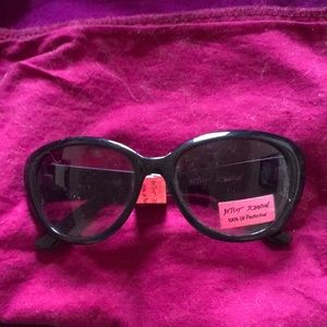 Rare Betsey Johnson black cat eye sunglasses